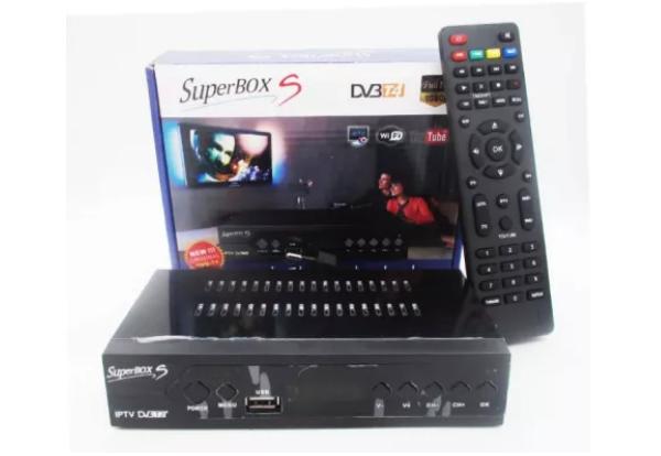 SUPERBOXS T4 DVB-T2 Цифровий ефірний T2 тюнер INTERNET PVR FTA приймач з фунціями медіаплеєра 2USB металевий корпус